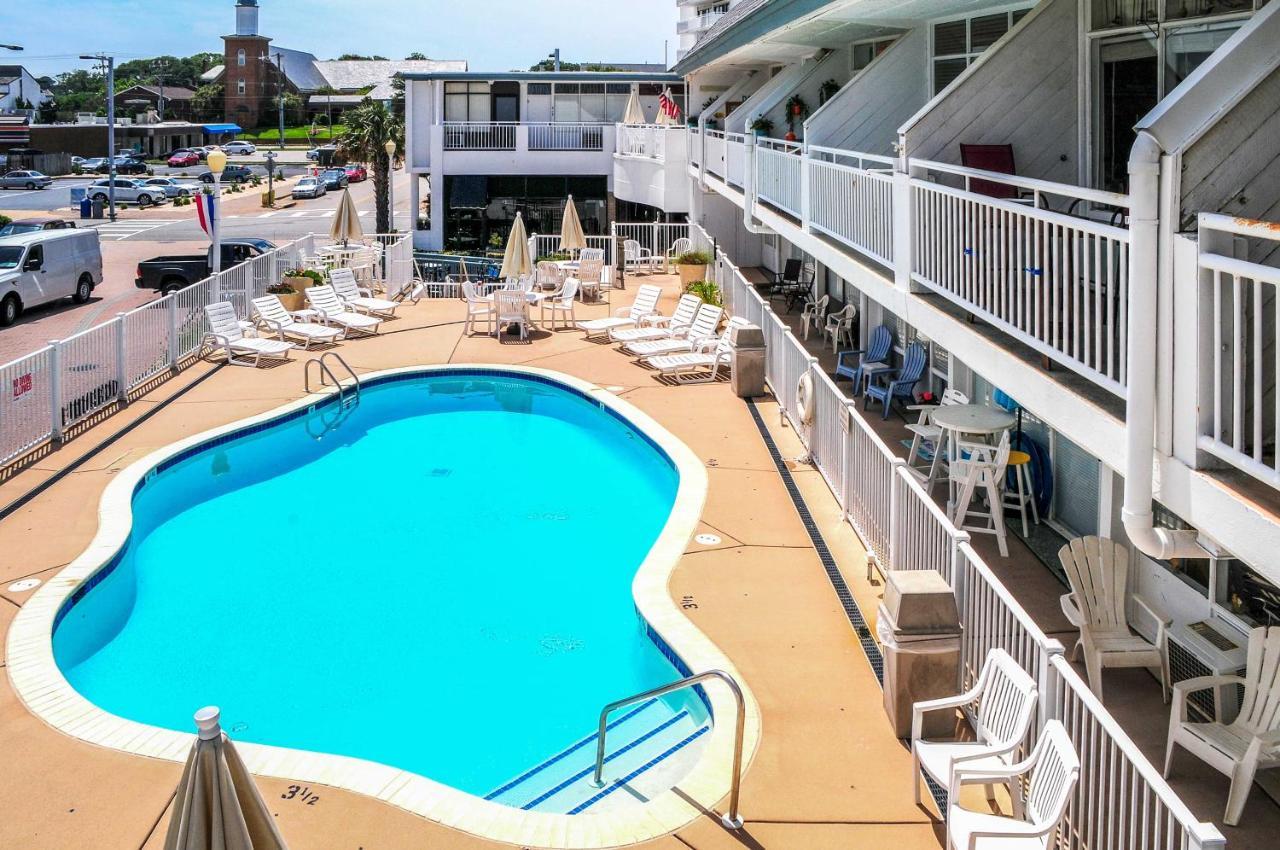 Oceanfront Resort Studio On Virginia Beach! Exterior photo